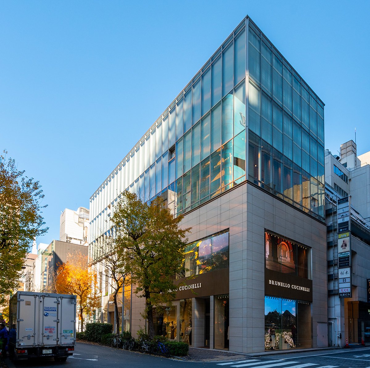 第22ポールスタービル