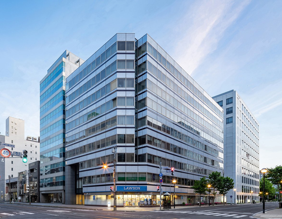 sapporo-hokushin-building-top