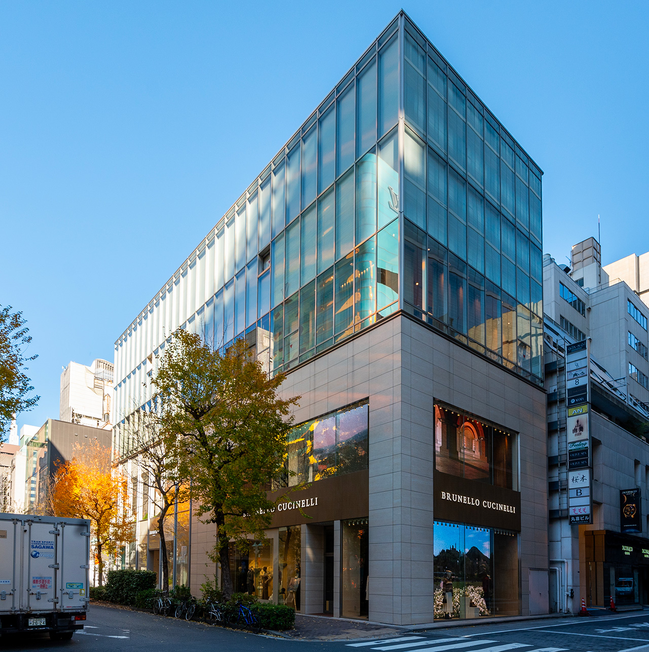 第22ポールスタービル